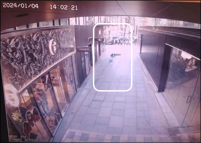 违规搭建脚手架致工人坠亡北京尼康三里屯店室内装修事故查明(图3)