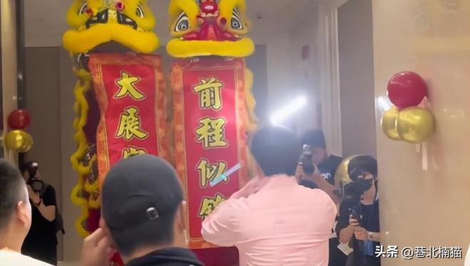 成龙杭州私宅被曝光近100000一平看完室内装修网友直呼服气(图1)