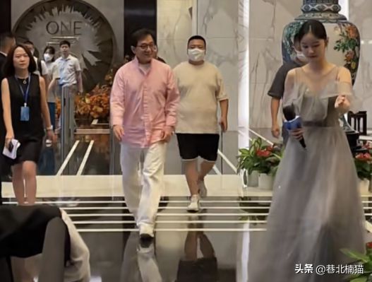 成龙杭州私宅被曝光近100000一平看完室内装修网友直呼服气(图2)