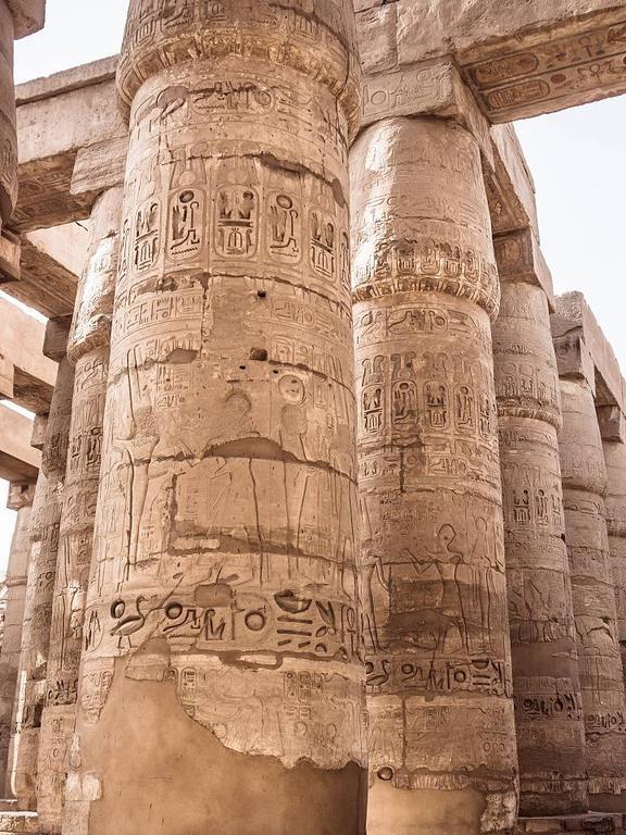 古埃及建筑中的柱式与装饰有哪些宗教意义和艺术审美(图4)