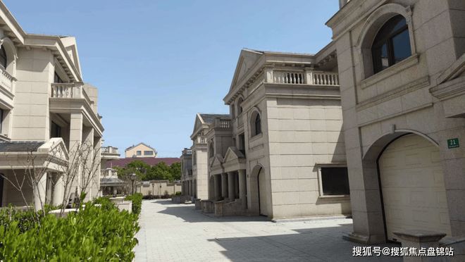 『』上海佳怡华庭售楼处发布：建面约277-402㎡双拼独栋别墅(图2)