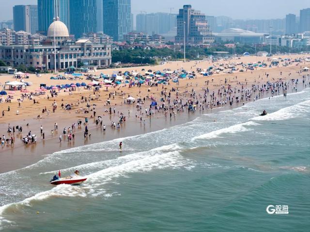 青岛石老人沙滩这一地标建筑“复活”归来！(图1)