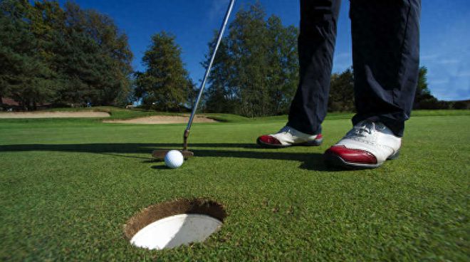 两获诺奖的神级天才诺贝尔奖甚至为他修改了颁发规则(图1)