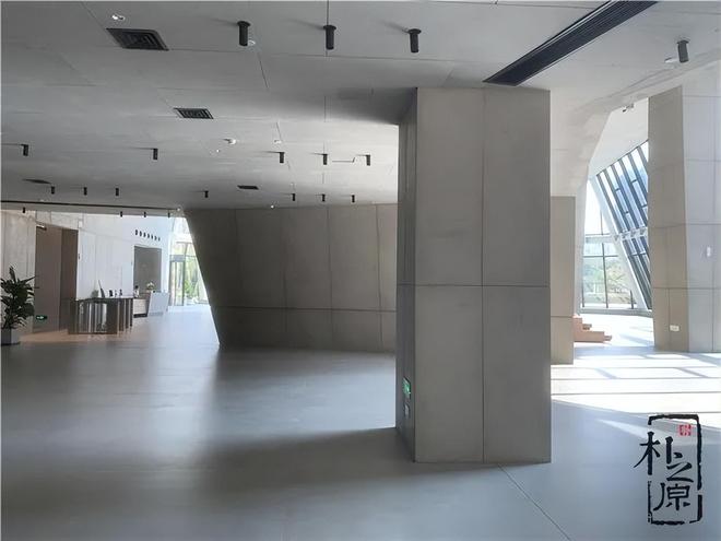 光影•肌理•空间：公共建筑中混凝土装饰板的应用与演绎(图5)