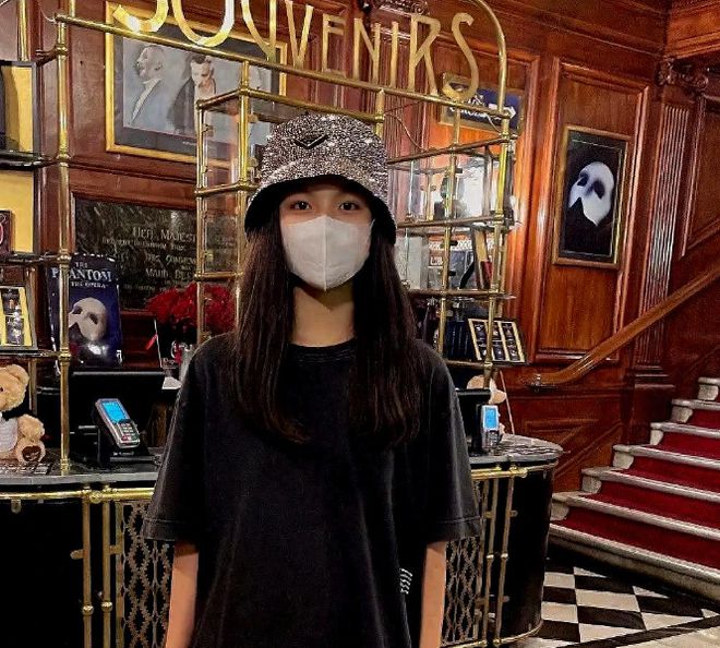 吴京北京私宅揭秘：近8万一平看完室内装修后网友直言受不了(图15)