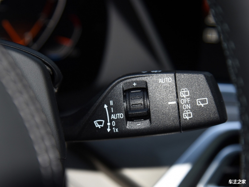 梦想座驾怎么能少得了TA宝马X7实车鉴赏(图5)