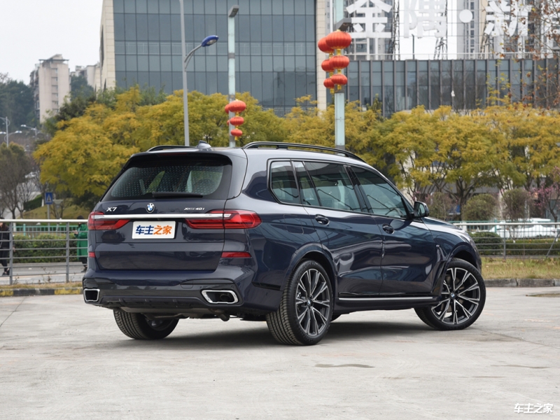 梦想座驾怎么能少得了TA宝马X7实车鉴赏(图6)