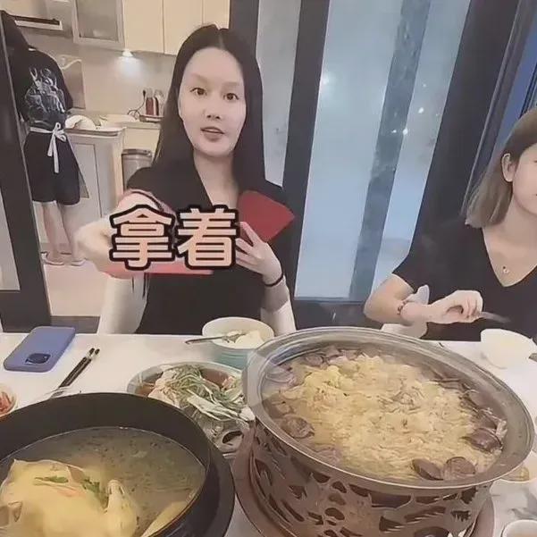 赵本山女儿晒新家8室5厅7卫1018平比五星酒店还豪华(图6)