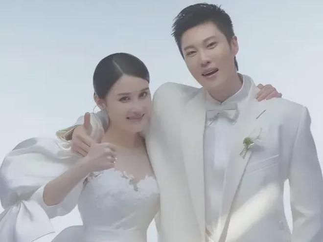 赵本山女儿晒新家8室5厅7卫1018平比五星酒店还豪华(图16)