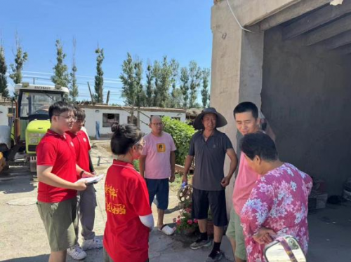 三下乡西安建筑科技大学土木工程学院赴“一带一路”沿线地区“坚筑家园连心共进”暑期社会实践团赴新疆开展农房加固现场测绘实践活动(图1)