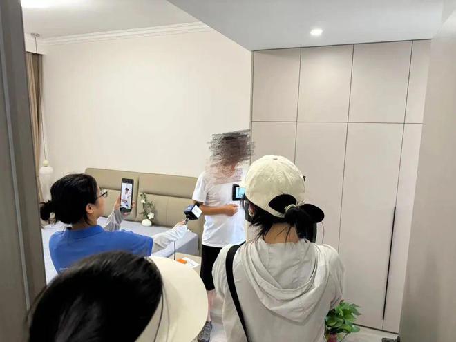 “记者帮忙”遭遇“踢皮球”！书房可以改成卫生间吗？(图2)