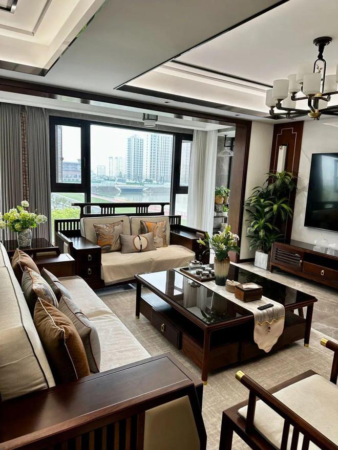 中式室内装修简约与豪华风格欣赏(图1)