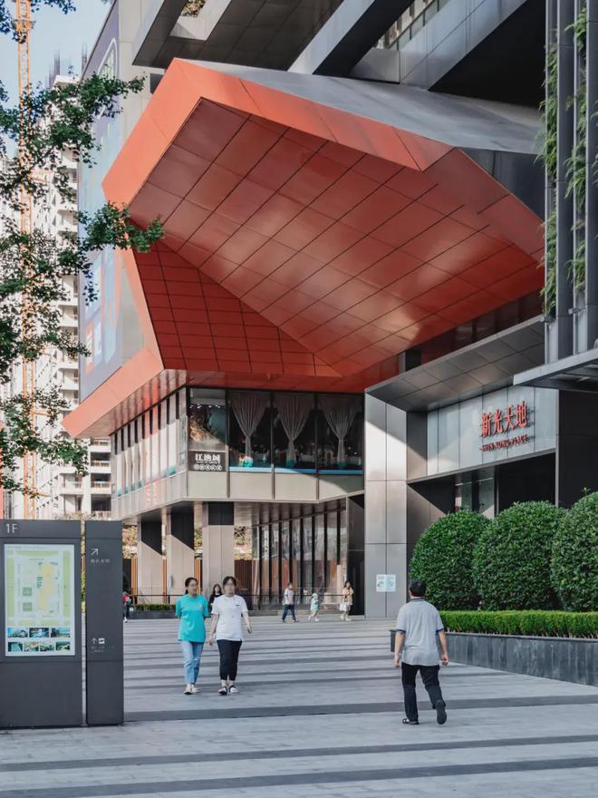 新光三越退出重庆新光天地怎么办？(图6)