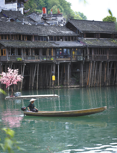 “感受中国历史文化的魅力与活力”(外国友人镜头里的中国古建筑)(图1)