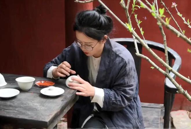 不工作、不结婚!浙江女孩28岁自费1万花150天把故宫“搬”回家(图6)