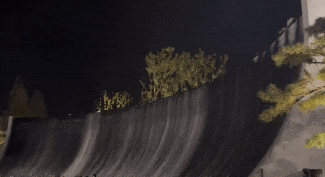 花7年盐官造迪拜同款瀑布复星甩卖太仓国际度假区LVMH出售OFF-WHITE(图3)