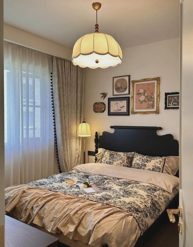 这位女设计师的家火了每一寸都散发着法式复古的浪漫气息(图8)