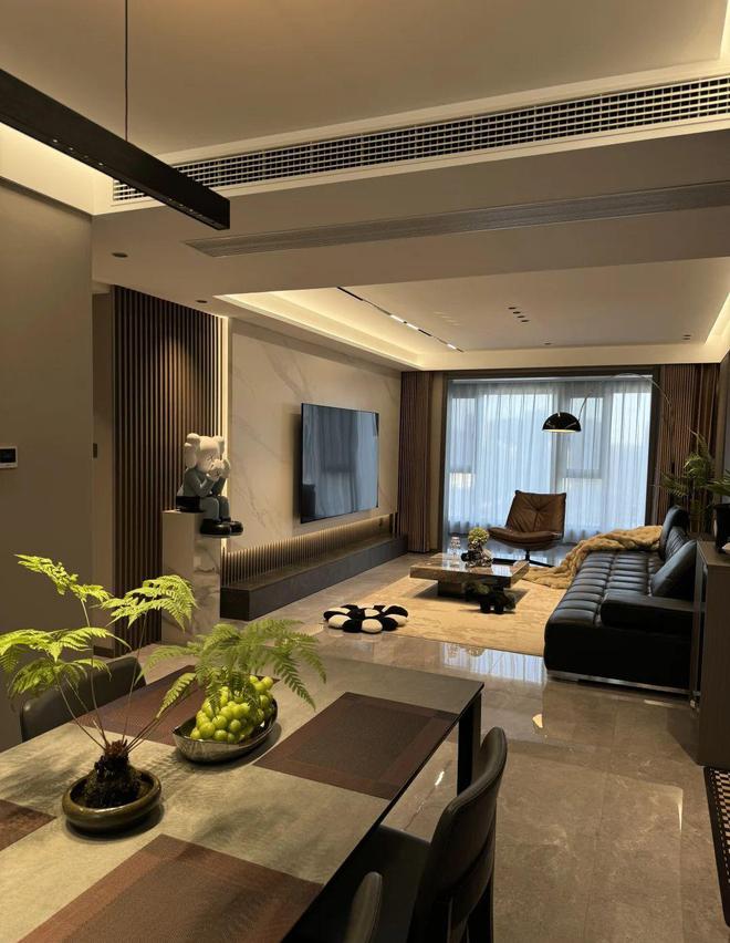 现代装修融入轻奢元素并重之美点亮家居(图1)