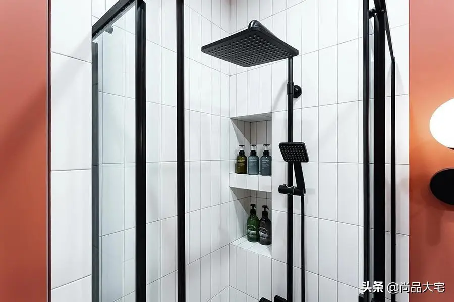 单身小姐姐的32㎡公寓室内打造7大功能区精致大气令人难忘(图10)