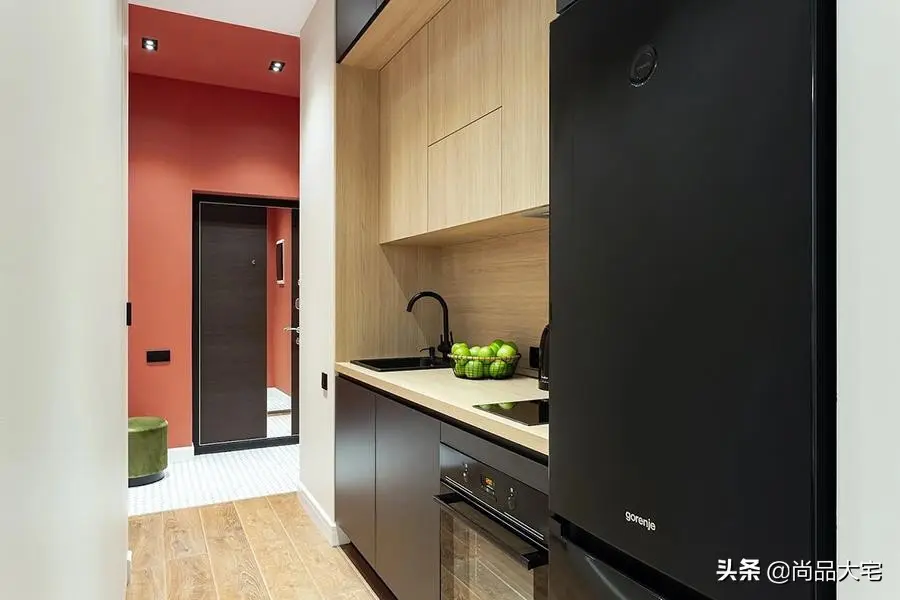 单身小姐姐的32㎡公寓室内打造7大功能区精致大气令人难忘(图11)