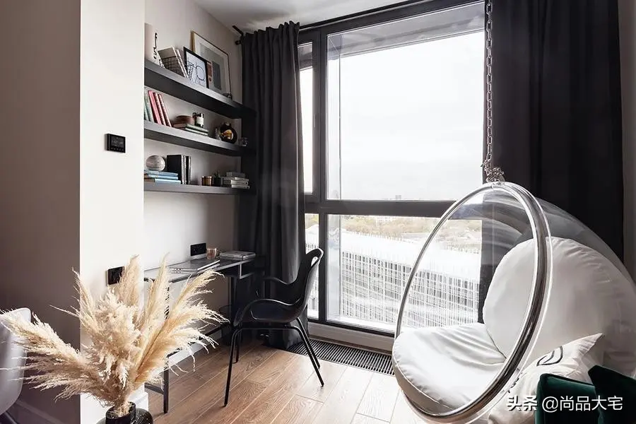 单身小姐姐的32㎡公寓室内打造7大功能区精致大气令人难忘(图14)