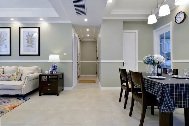 119㎡简美风新房装修白色石膏线走边装饰天花板太漂亮了！(图1)