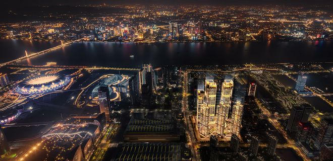 ®建工EIC杭州建工EIC售楼处发布：杭州江景豪宅大平层(图1)