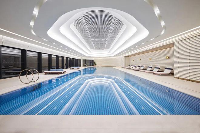 ®建工EIC杭州建工EIC售楼处发布：杭州江景豪宅大平层(图7)