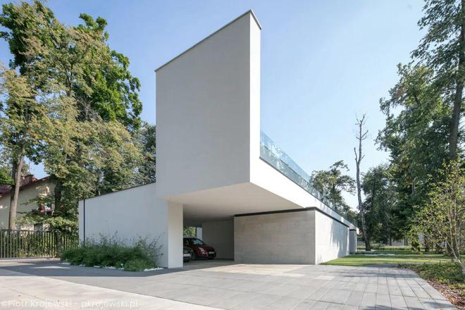LONGHOUSE：狭长地块上的现代美学之居(图7)