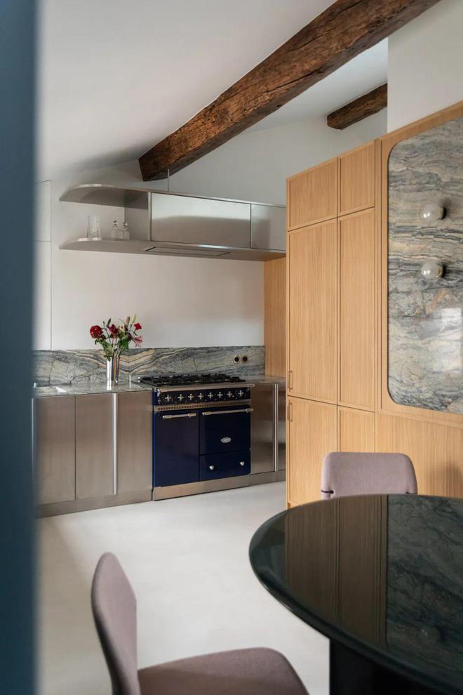 巴黎左岸80平方米复式公寓设计(图6)