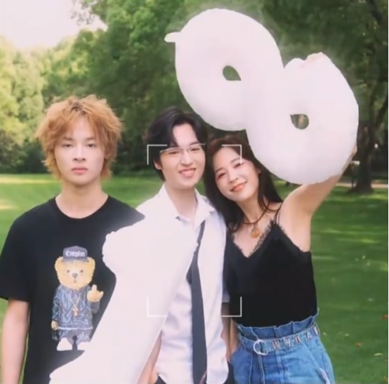 马景涛前妻为儿子庆生18岁马世天正脸酷似王俊凯身高近一米八好出众(图3)