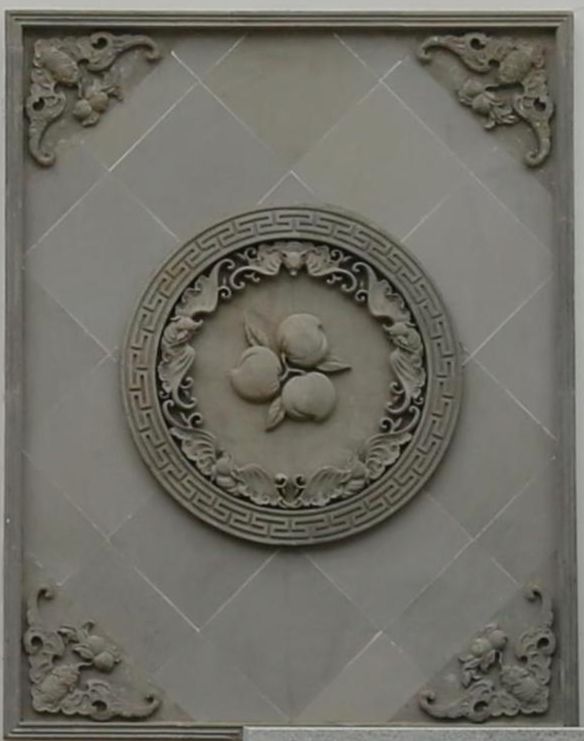 浅谈古建筑中的吉祥纹饰(图1)