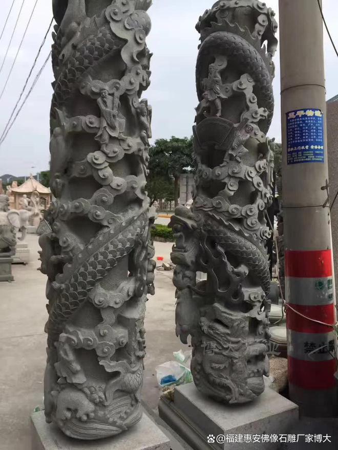 石雕龙柱在乡村建筑中的风格(图1)