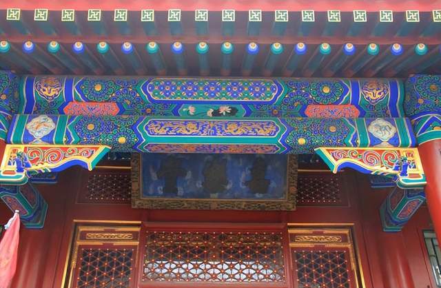 中国古建筑的装饰装修主要在哪些方面？(图1)