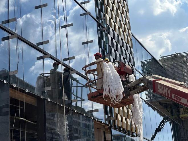 主体结构全面封顶!赣州这个商业综合体进入装饰装修冲刺阶段!(图2)