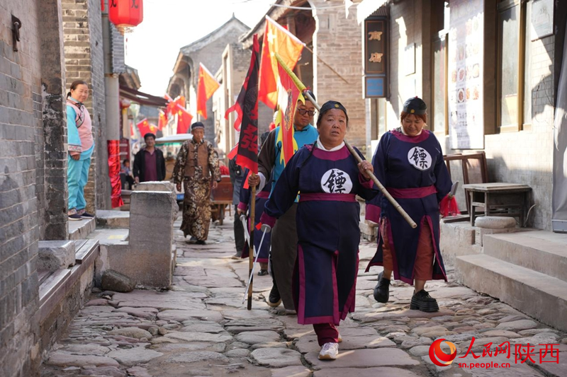 熊猫体育平台:行走传统村落丨古村有“戏”带你穿越700年(图1)