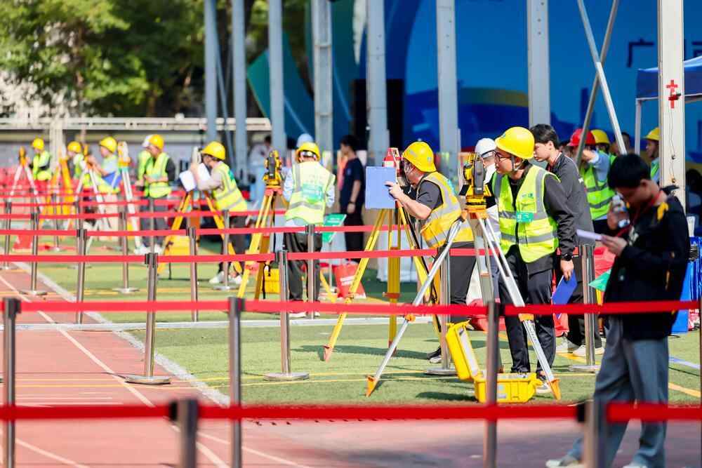 涵盖传统与数智广州第八届建筑工匠技能擂台赛开赛(图1)