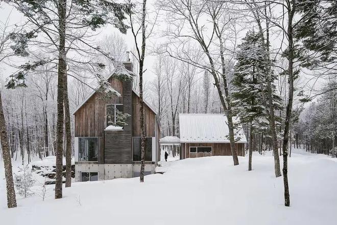 英国住宅丨溪畔小屋：与自然对话的现代乡村住宅设计(图6)