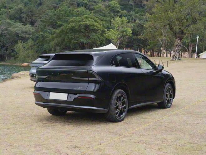 小鹏G7P7+双车升级亮相！多款重磅新车解析捷尼赛思G90大升级(图5)