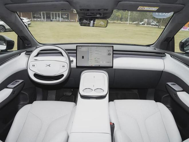 小鹏G7P7+双车升级亮相！多款重磅新车解析捷尼赛思G90大升级(图6)