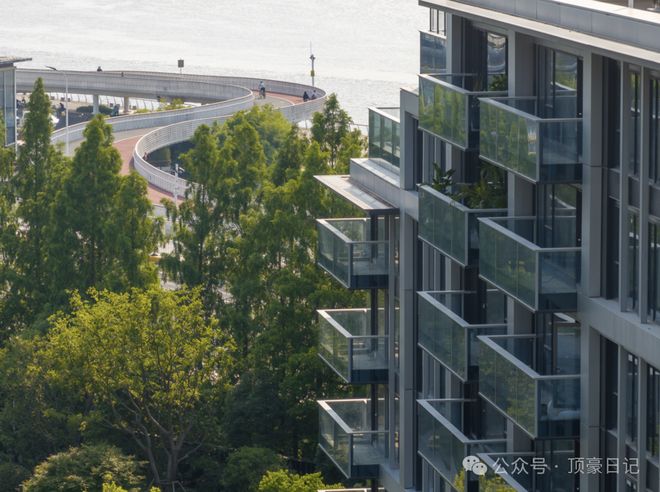 聚焦保利售楼处发布：保利世博天悦以臻品续写荣光(图3)