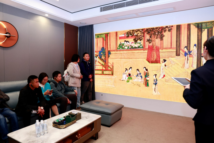 雷曼家庭巨幕墙:开启家居视觉革命打造沉浸式生活新境界(图3)