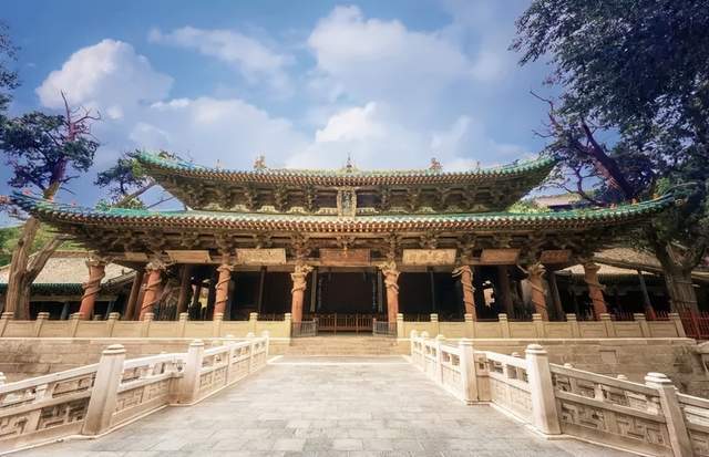 中国古建筑的装饰与象征:藏在细节里的文化基因(图1)