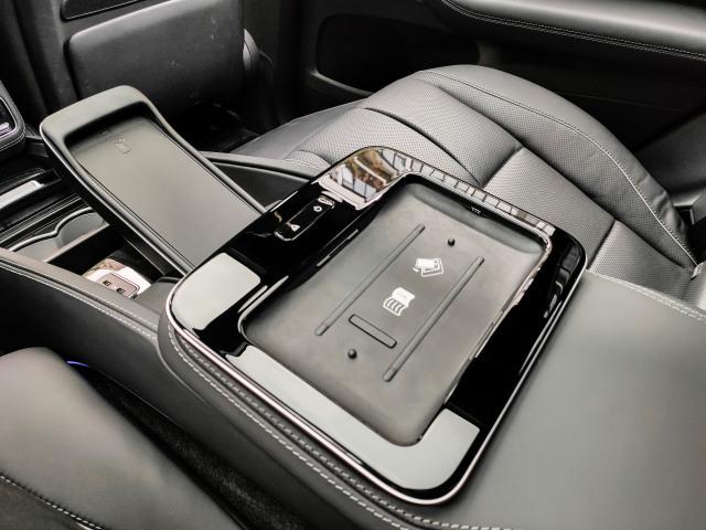 2025款奔驰迈巴赫GLS600专属设计内饰奢华(图6)