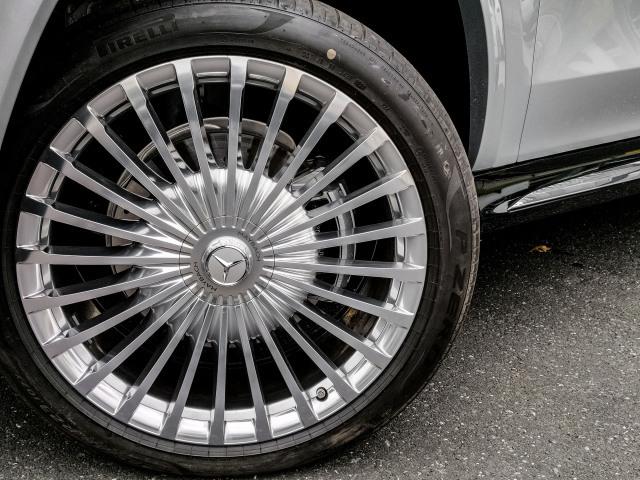 2025款奔驰迈巴赫GLS600专属设计内饰奢华(图7)