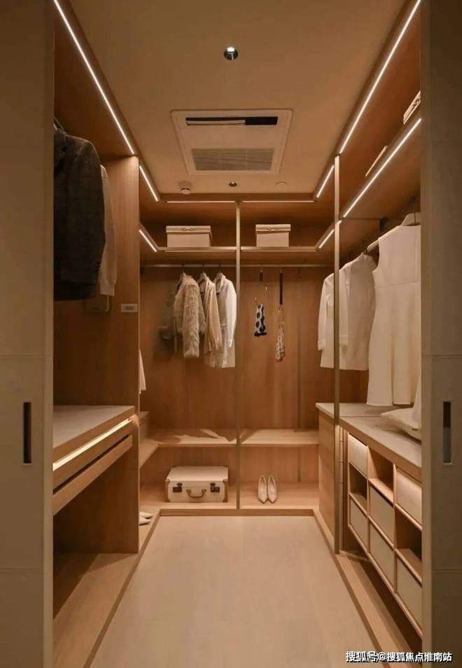 聚焦金陵华庭售楼处发布：金陵华庭以稀缺续传奇！(图11)