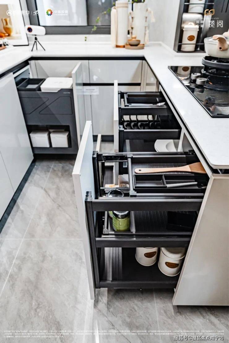 招商中旅揽阅售楼处-招商中旅揽阅销售中心电话-环境-户型-价格-地址-楼盘详情-配套-电话-交房时间-配套-楼盘百科(图23)