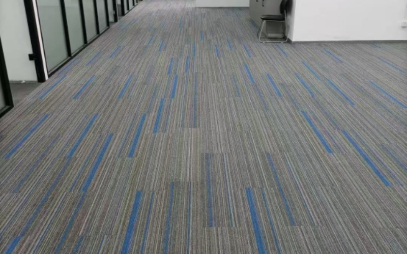 2026年初办公室方块毯供货商深度测评与选购指南(图1)