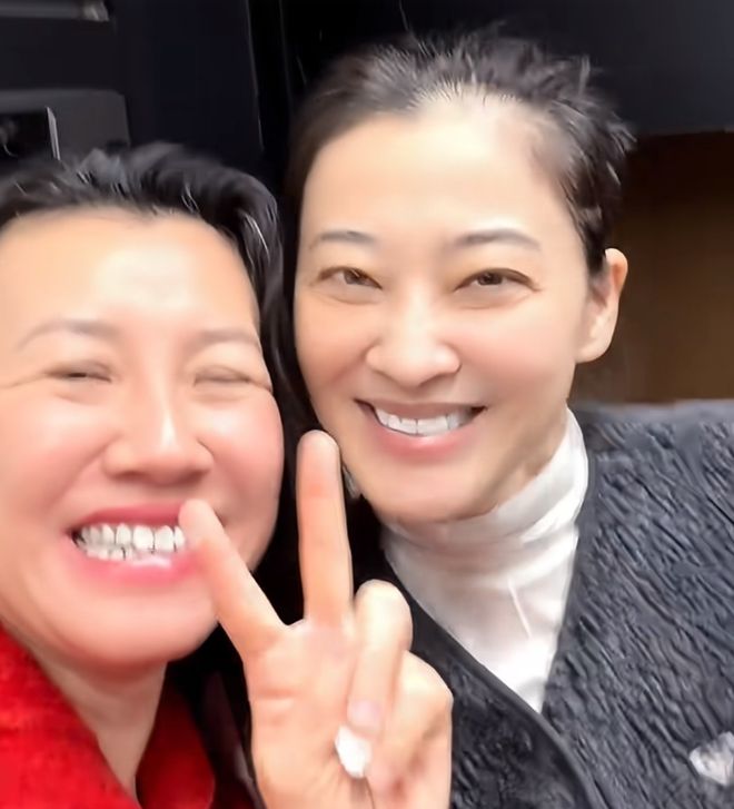 梅婷家的别墅藏不住了室外有小菜园由公婆打理全年不用买菜(图9)